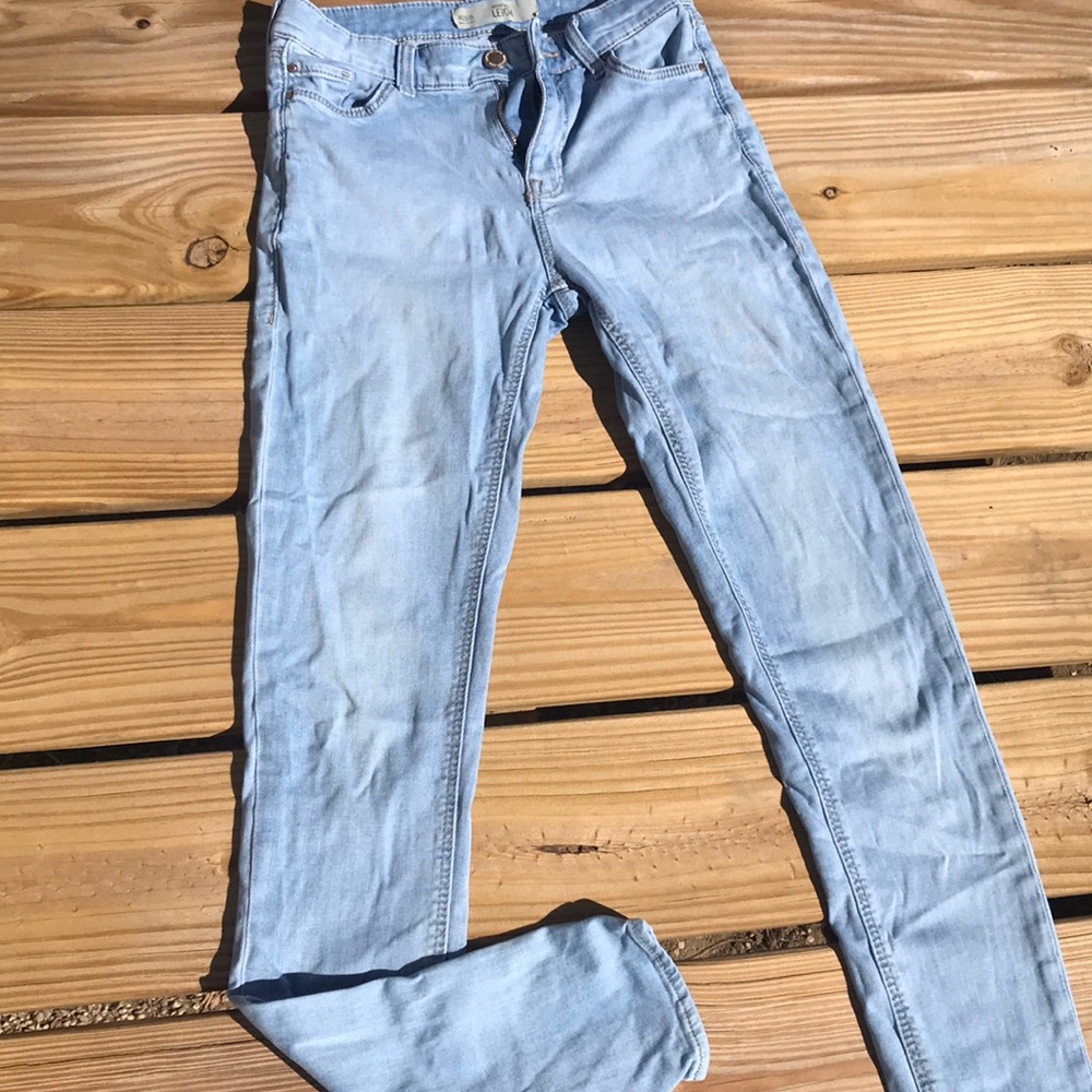 Topshop Leigh 25x32 light wash skinny jeans
